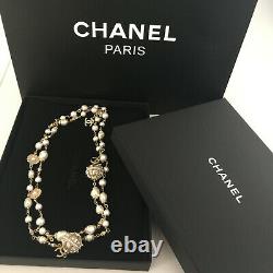 Auth CHANEL WHITE PEARL ICONIC 3 CC GOLD NECKLACE Classic 50 Chain