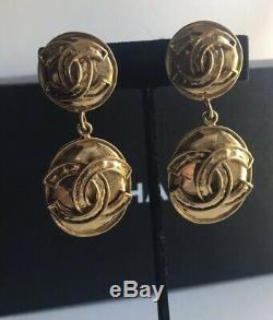 Authentic CHANEL Gold Tone CC Logos Clip-on Earrings 94P withBOX
