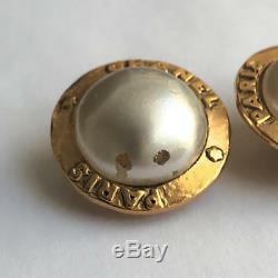 Authentic CHANEL Vintage Pearl Gold Logo Clip on Earrings Coco HCE004