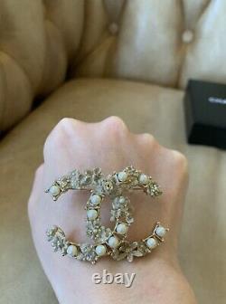 Authentic Chanel Brooch CC logo Pearls Camellia Beautiful