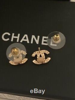 Authentic Chanel Classic CC Logo Crystal Gold Tone Earrings Studs Small