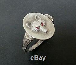 Beautiful Antique style Sterling Silver Fox ring with genuine ruby eyes