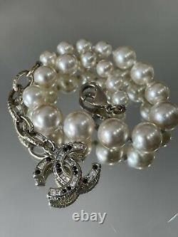 Beautiful Authentic Chanel CC Graduated Faux Pearl & Diamanté Bracelet Wedding