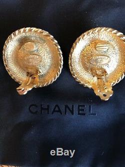 Beautiful VTG CHANEL FAUX PEARL & BRAIDED Gold Clip-On EARRINGS France