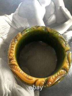 Beautiful Vintage Deep Carved Green Bakelite Bracelet