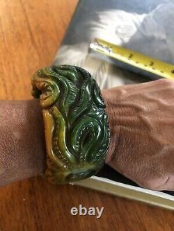 Beautiful Vintage Deep Carved Green Bakelite Bracelet