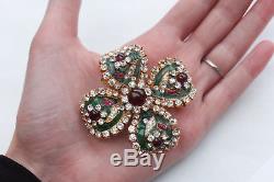 CHANEL 1990s Beautiful green and red glass paste brooch with rhinestones