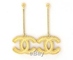 CHANEL CC Logos Drop Dangle Earrings Gold tone F17V withBOX v1051