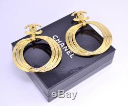 CHANEL CC Logos Hoops Dangle Earrings Gold Tone Vintage 96P withBOX v1529