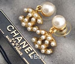 CHANEL CC Logos Pearl Dangle Earrings Gold Tone 03A withBOX a55