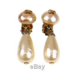 CHANEL CC Logos Pearl Earrings Clip-On Gold 93A France Vintage Authentic #Z492 W