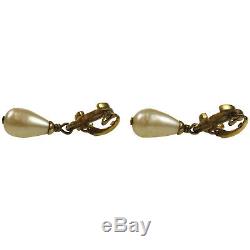 CHANEL CC Logos Pearl Earrings Clip-On Gold 95P France Vintage Authentic #Z612 M