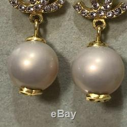 CHANEL CC Logos Pink Rhinestone Pearl Drop/Dangle Earrings Gold-tone j648