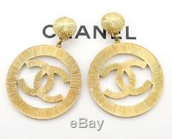 CHANEL CC Logos Sunburst Hoop Dangle Earrings Gold Clips 28 Vintage a1787
