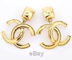 CHANEL Jumbo CC Logos Dangle Earrings Gold Tone Clips 94P withBOX v1791