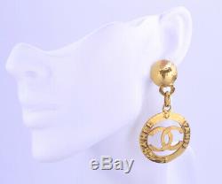 CHANEL Paris CC Logos Dangle Earrings Gold Tone Clip-On 28 Vintage withBOX