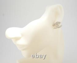 CHANEL Pearl Stud CC Logos Butterfly Back Earrings Gold-tone w4142