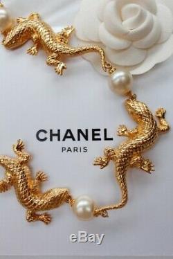 Chanel rare and gorgeous necklace with salamanders, 1990s