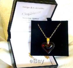 LALIQUE beautiful red heart / 9ct gold chain stunning/investment