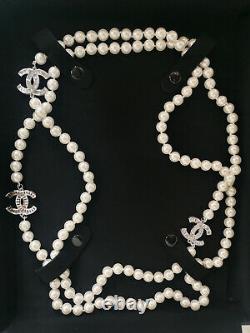 NIB CHANEL Classic CC Logo 3 CC LOGO White Pearl 26 Long Chain Necklace