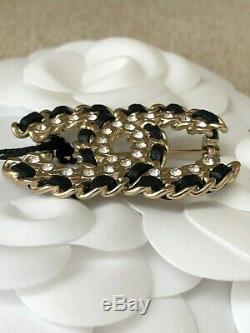 NWT 2020 CHANEL CC Logo Signature Classic Crystal Beautiful Brooch with Receipt