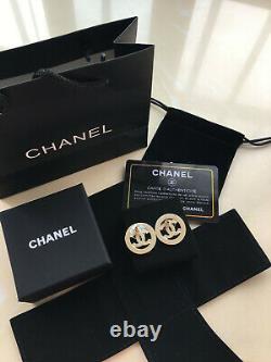 New With Tag Gold Sold out CC Authentac CHANEL Pearls EarrIngs