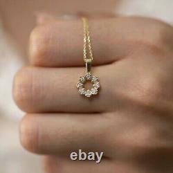 Simulated Round Diamond Women's Pretty Flower Pendant In 14K Yellow Gold Plated