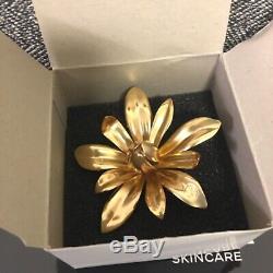 Very Rare Chanel Beauty Sublimage Gold Tone Pins Brooch VIP Gift