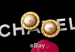 Vintage Stunning & Elegant Classic KARL LAGERFELD Pearl & Gold Earrings